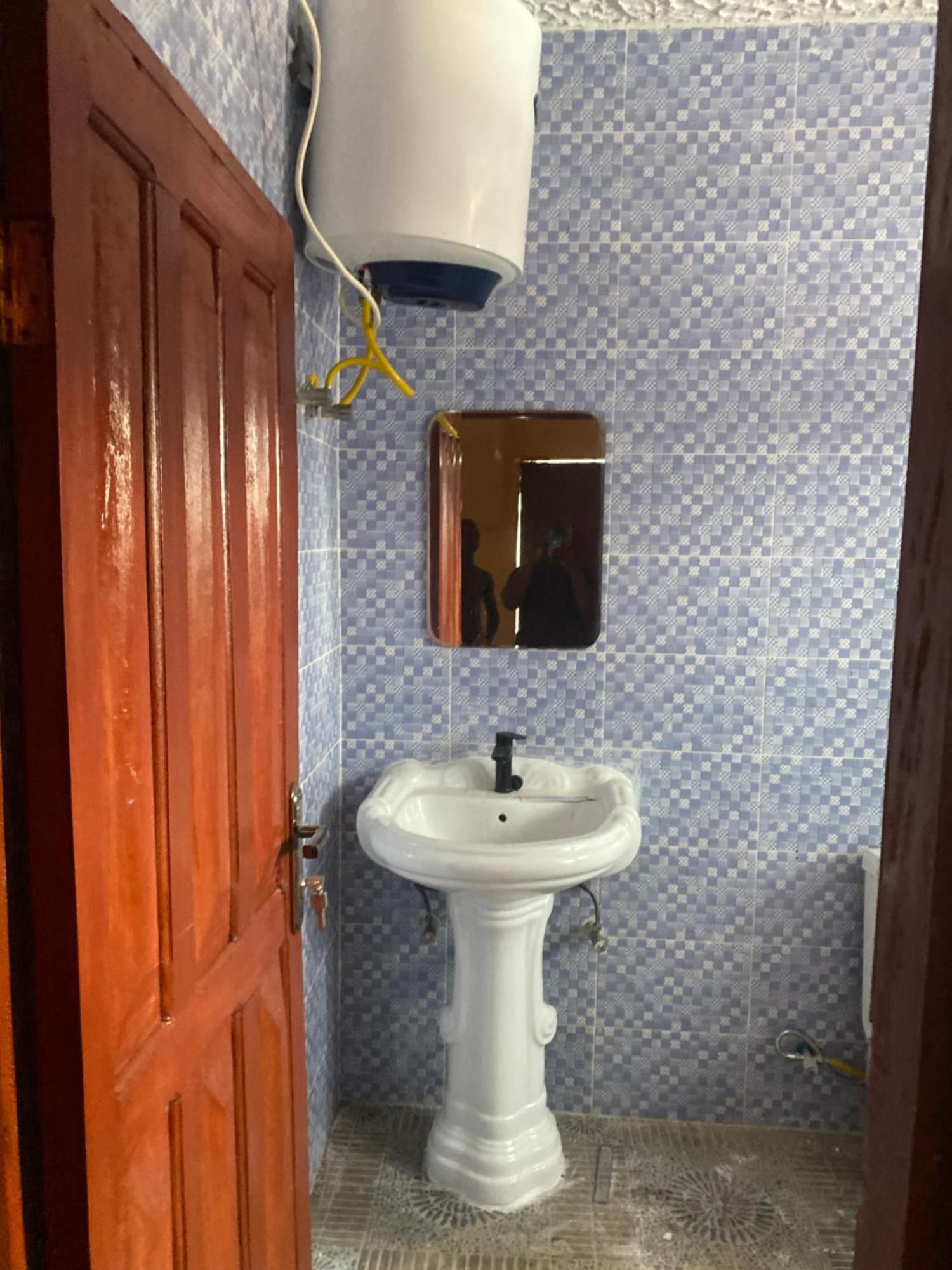 Debora Guest House Freetown Exteriér fotografie