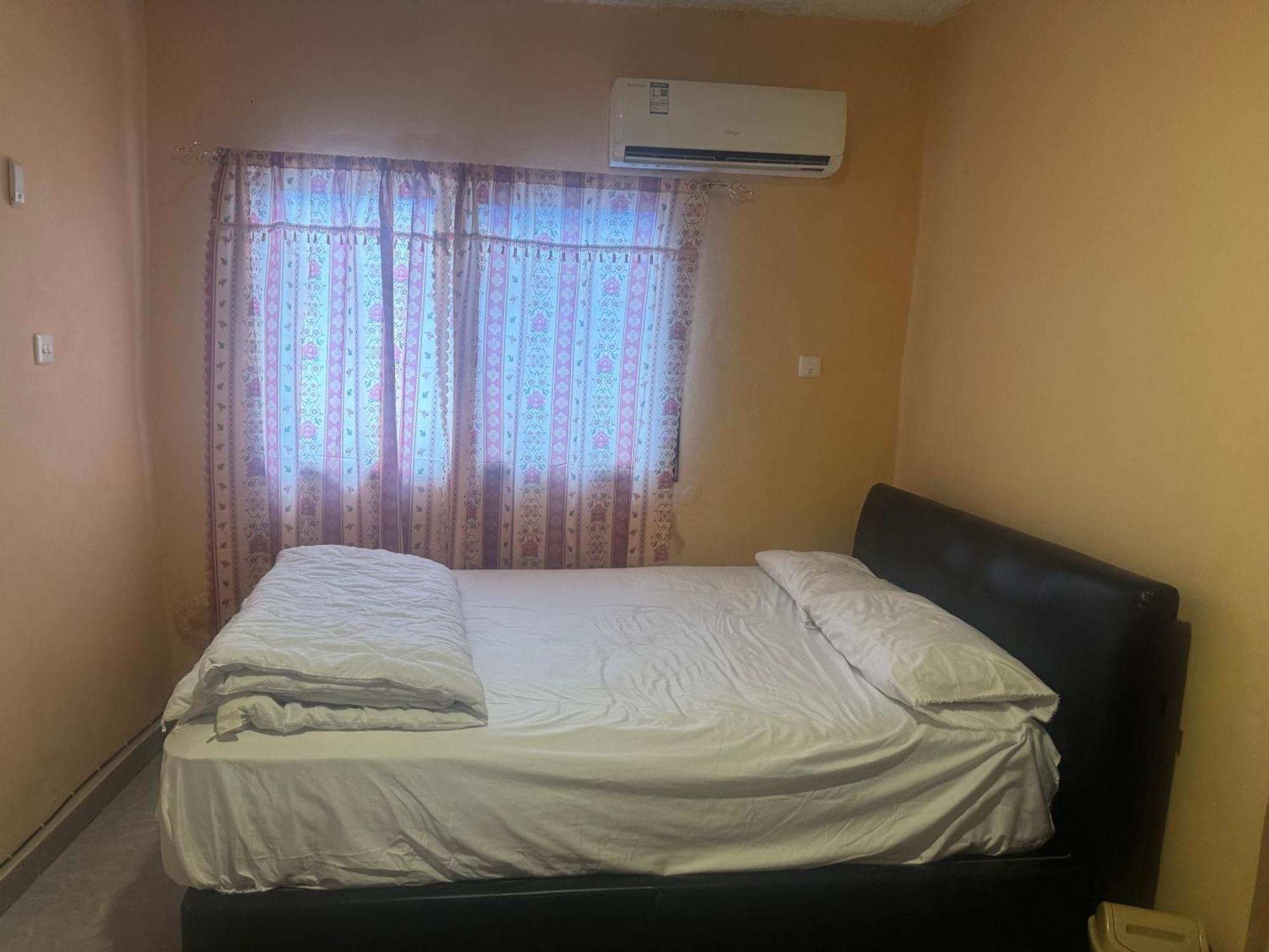 Debora Guest House Freetown Exteriér fotografie